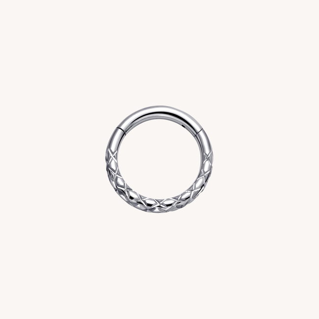 Serpentine Click Ring Titanium