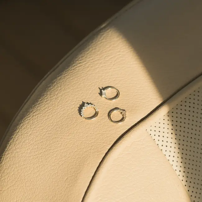 Wonderland Click Ring 14K