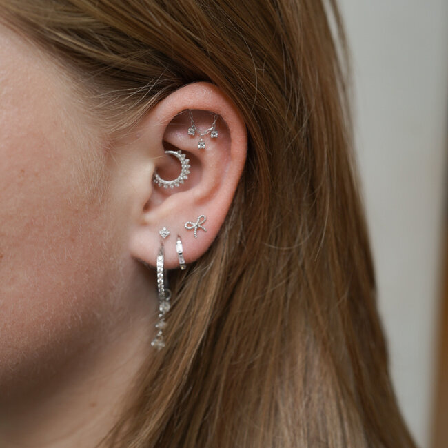 Micro Bow Piercing 14K