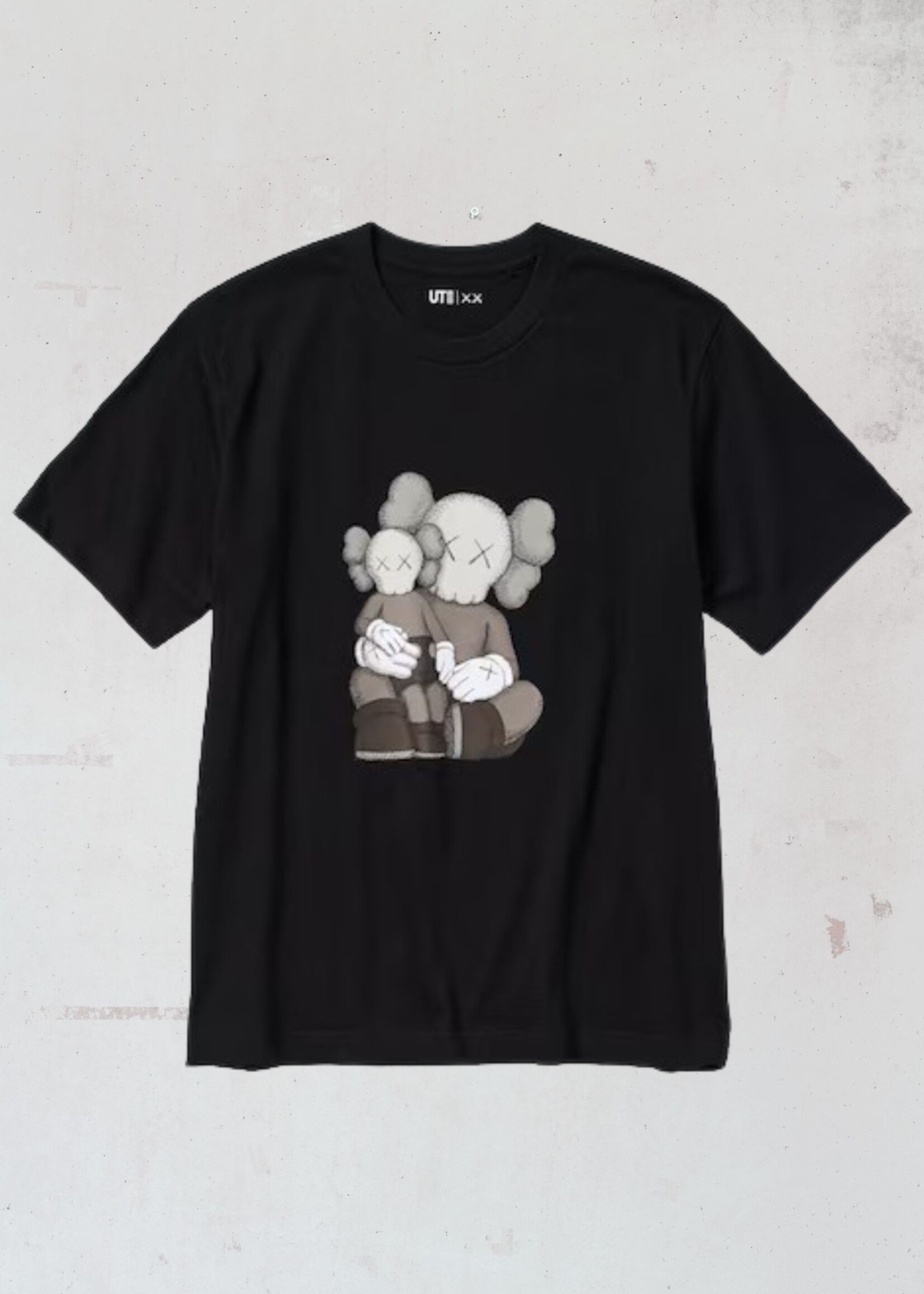 Uniqlo X Kaws Uniqlo X Kaws Black Tee