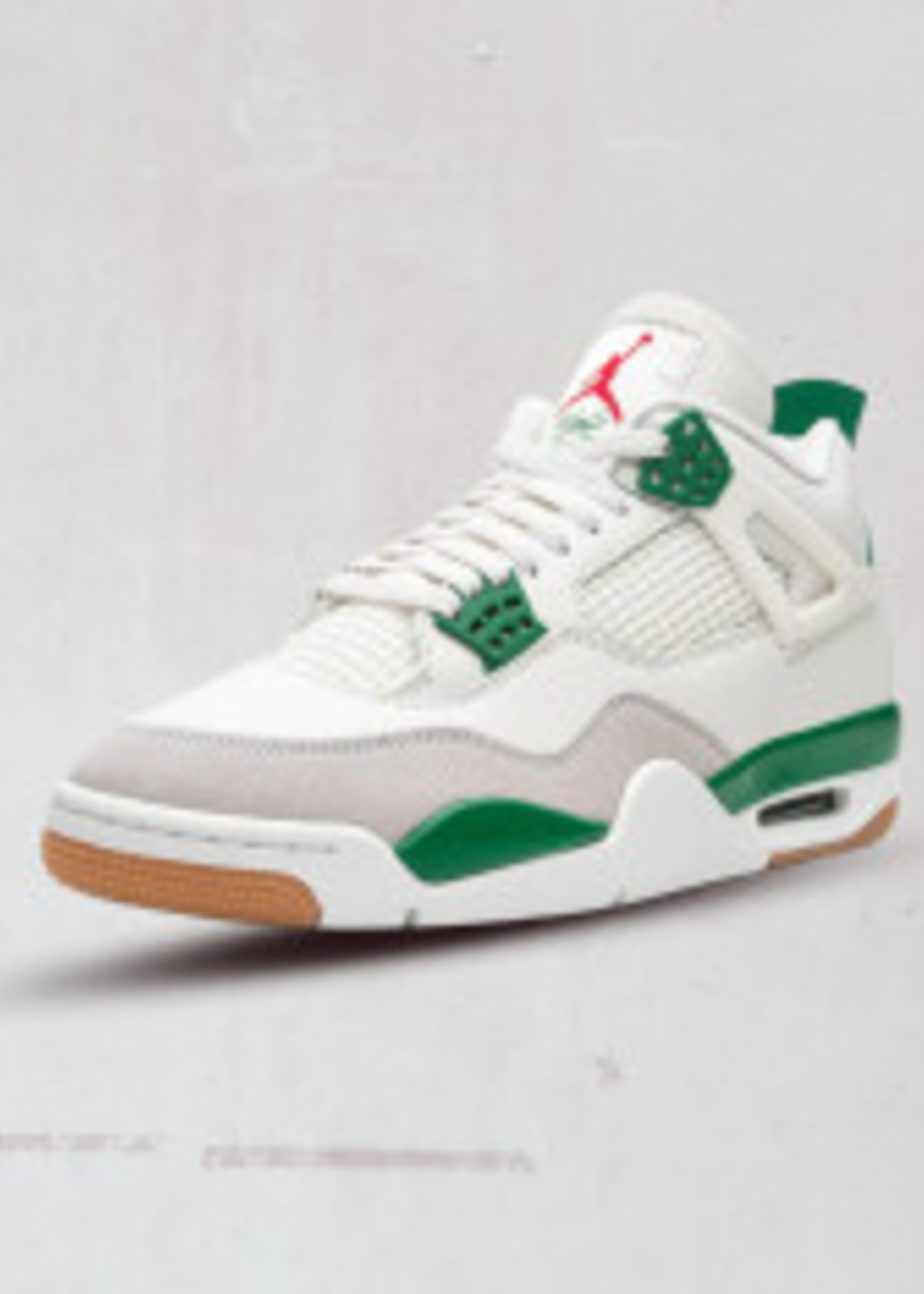 Air Jordan Nike SB x Air Jordan 4 Retro Pine Green