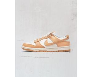 Nike dunk Low Harvest Moon (women's) - MUNIE&CO | Exclusive brands