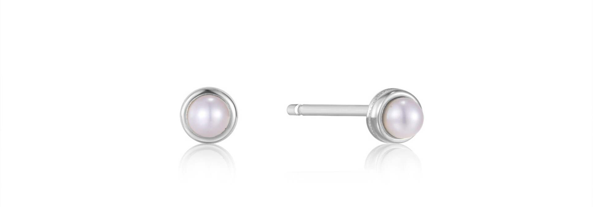 Pearl Cabochon Studs - Zilver