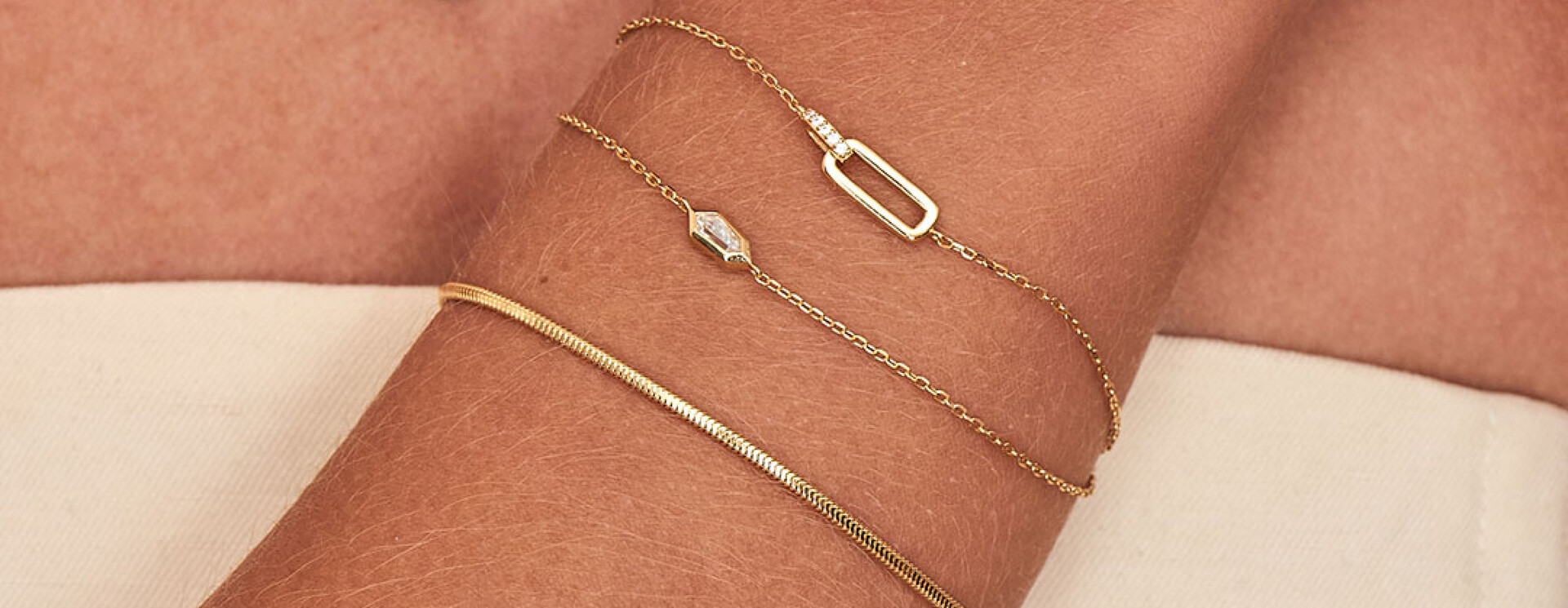 Armbanden van Ania Haie