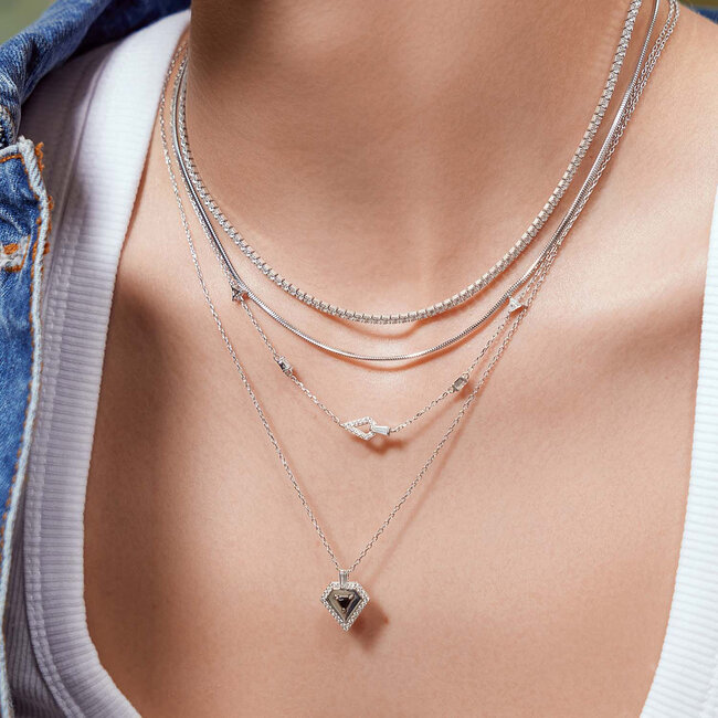 Zilveren anker schakelketting met zirkonia steentjes 48 cm