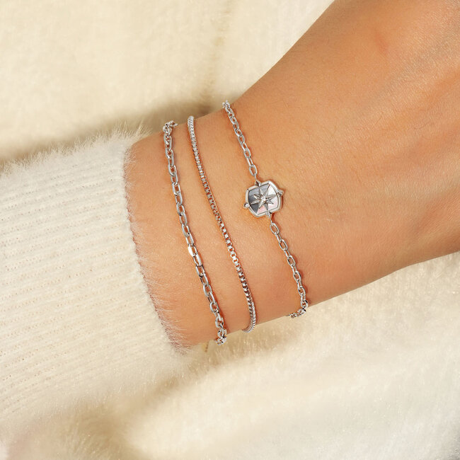 Zilveren vierkante schakelarmband 18,5 cm