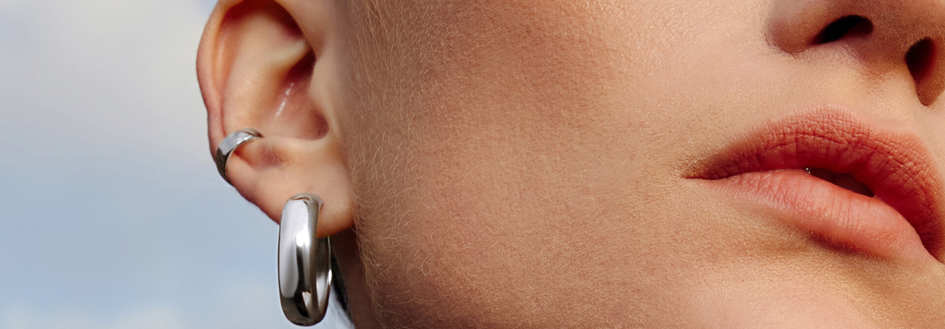 Silver Mini U-shaped Hoop Earring