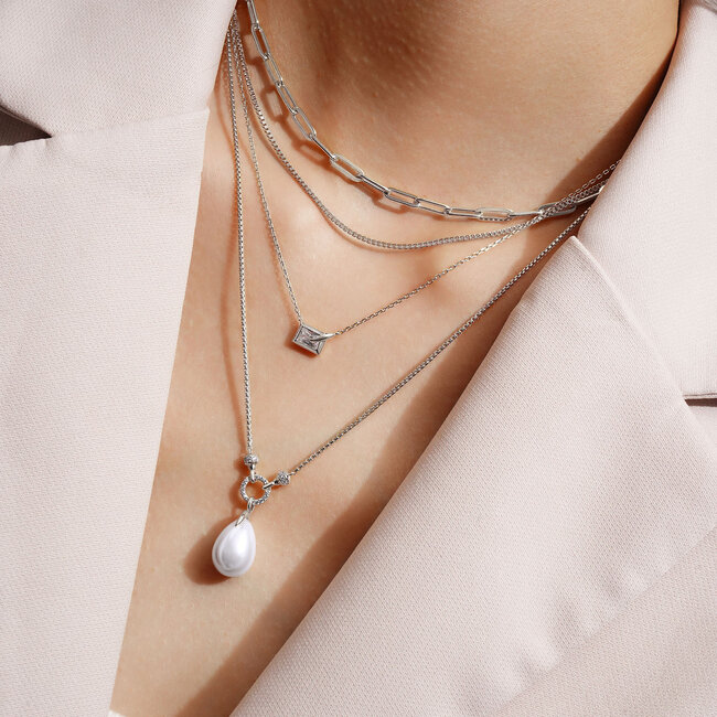Zilveren rechthoekige schakelketting met zirkonia steentjes 48 cm