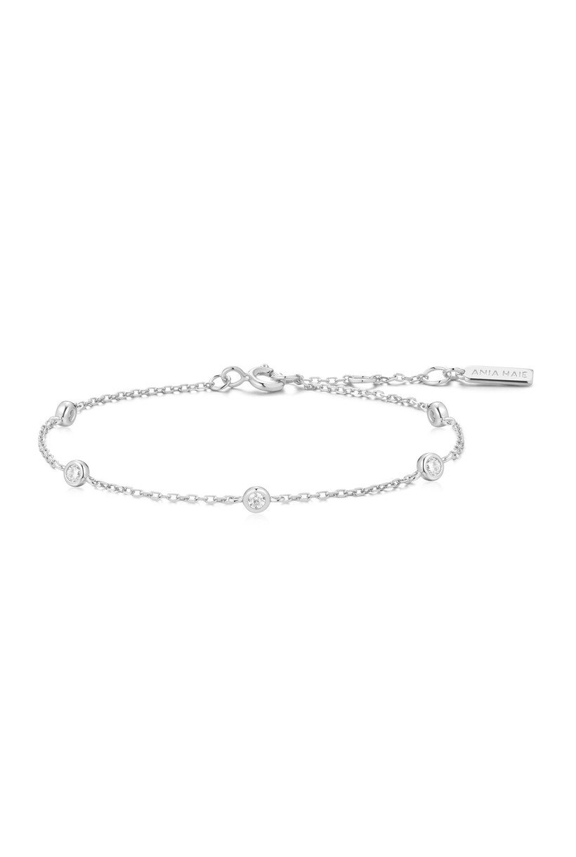Silver Classic Station Bracelet