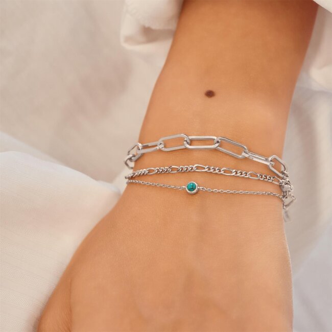 Zilveren anker schakelarmband met een turkoois steentje