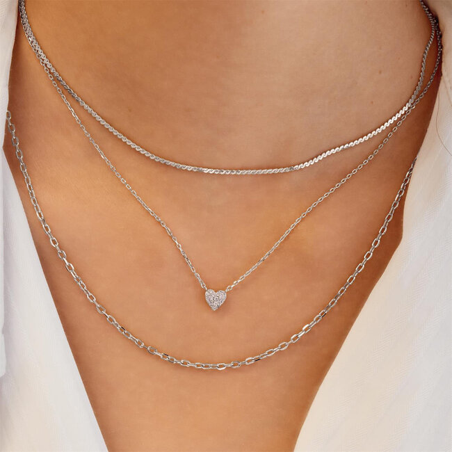 Zilveren hartvormige schakelketting met zirkonia steentjes 48 cm