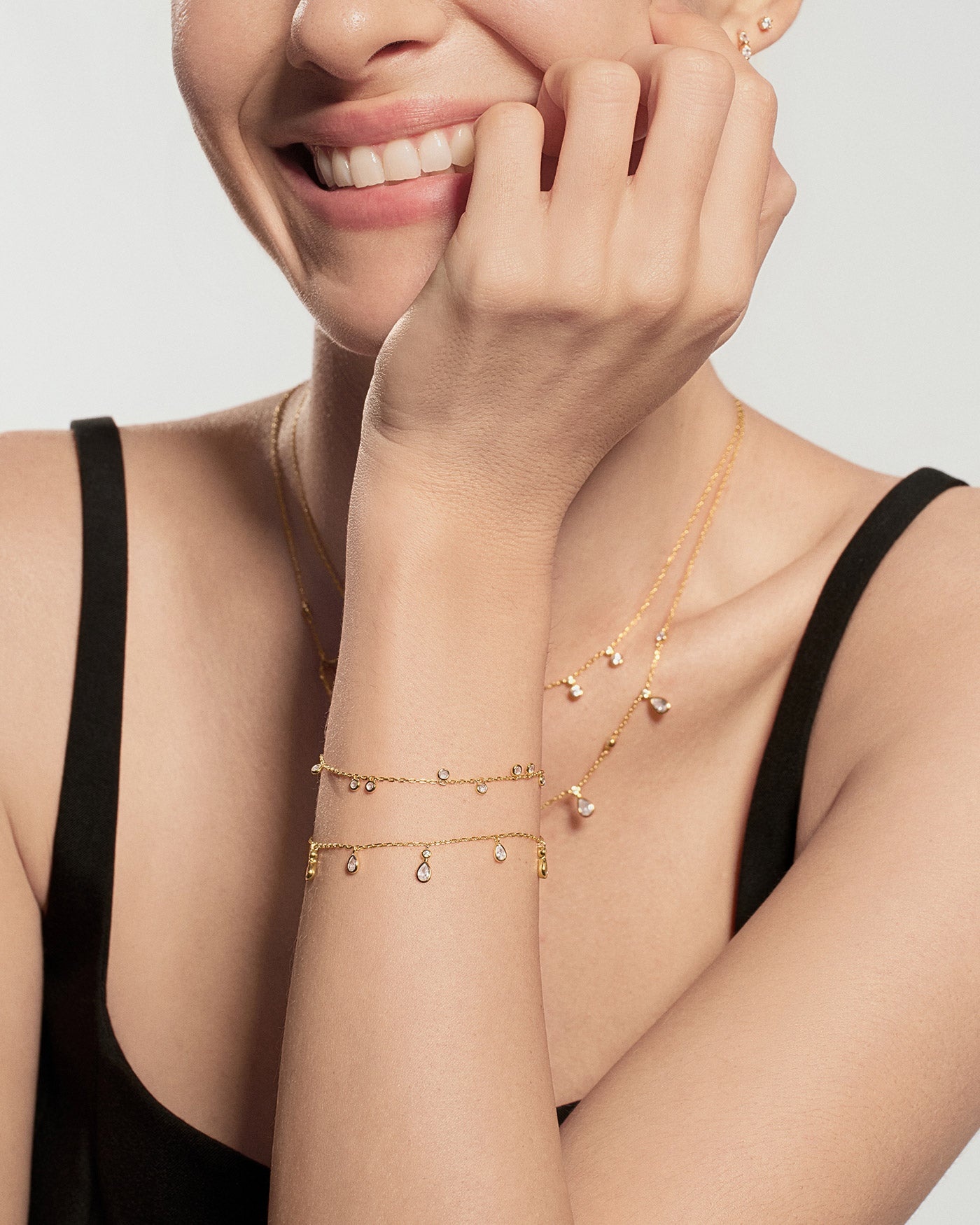 Goudvergulde armband met hangende druppelvormige zirkonia 18,5 cm-3