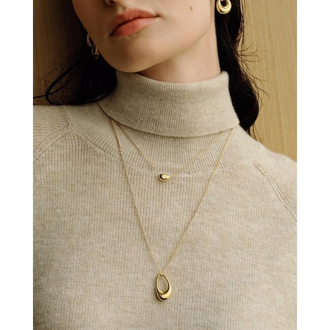 Goudvergulde ketting met organische kiezelvorm 45,5 cm