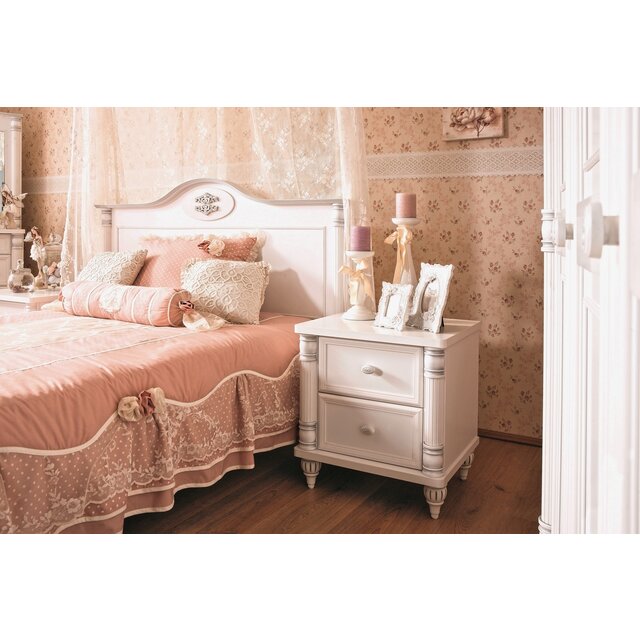 Romantic kindernachtkastje meisjes kamer