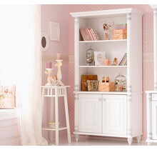 Romantic boekenkast meisjes kamer groot