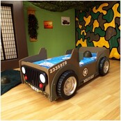Leger Jeep autobed jongenskamer