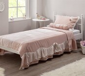 Romantic bedsprei + kussenset (210 x 180 cm) Romantic bedsprei + kussenset (210 x 180 cm)