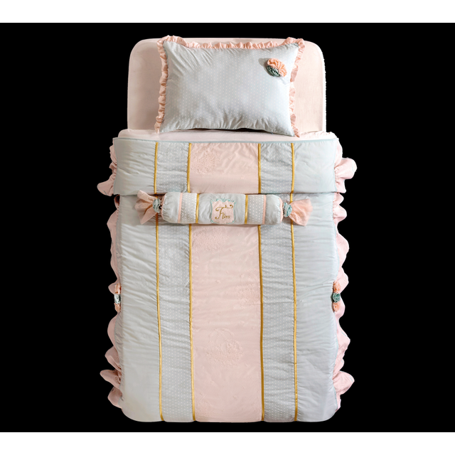 Paradise bedsprei + kussenset (210 x 220 cm)