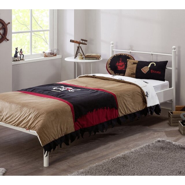 Black Pirate bedsprei + kussenset (210 x 160 cm)