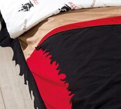Black Pirate bedsprei + kussenset (210 x 160 cm)