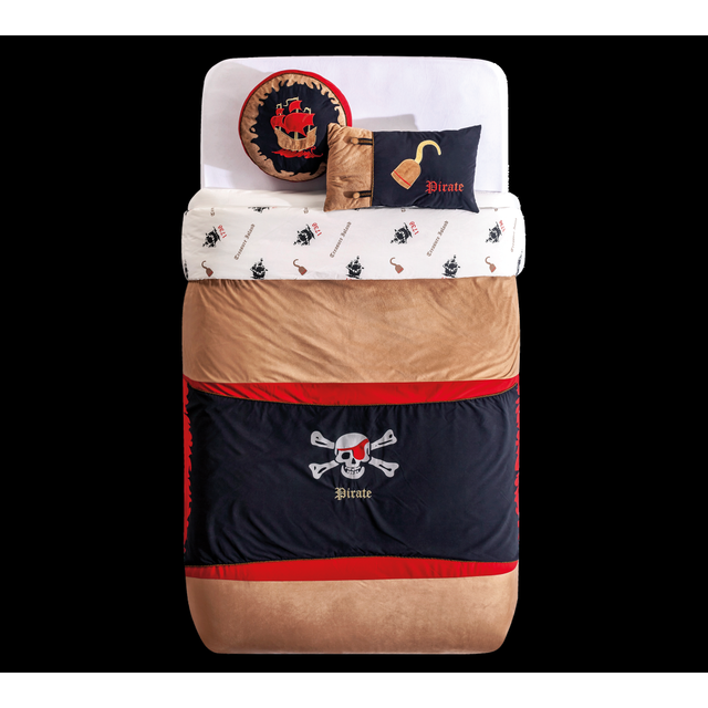 Black Pirate bedsprei + kussenset (210 x 160 cm)