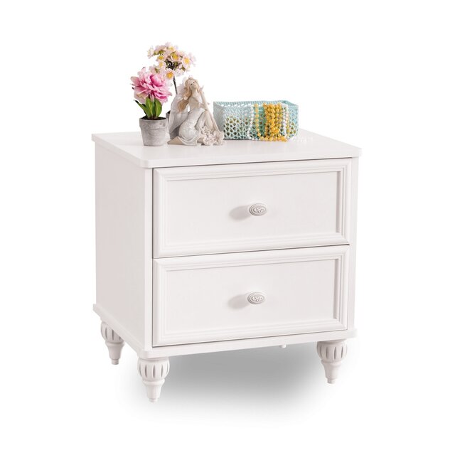 Romance nachtkastje meisjeskamer