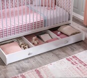 Romantic ledikant babybed met GRATIS bedlade OP = OP
