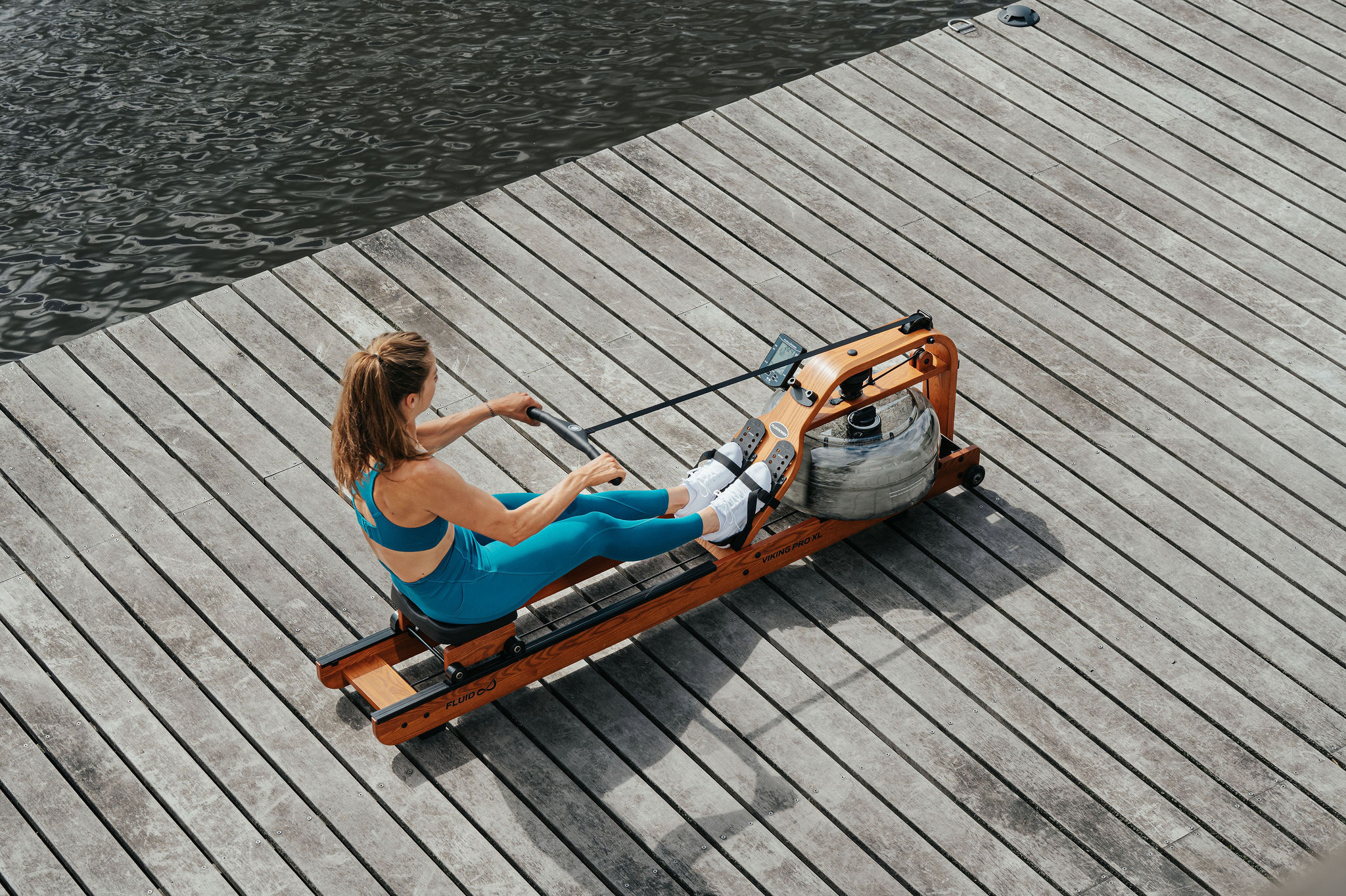 Les bienfaits pour la santé de l’entraînement avec un rameur Fluid : pourquoi est-il si populaire ?