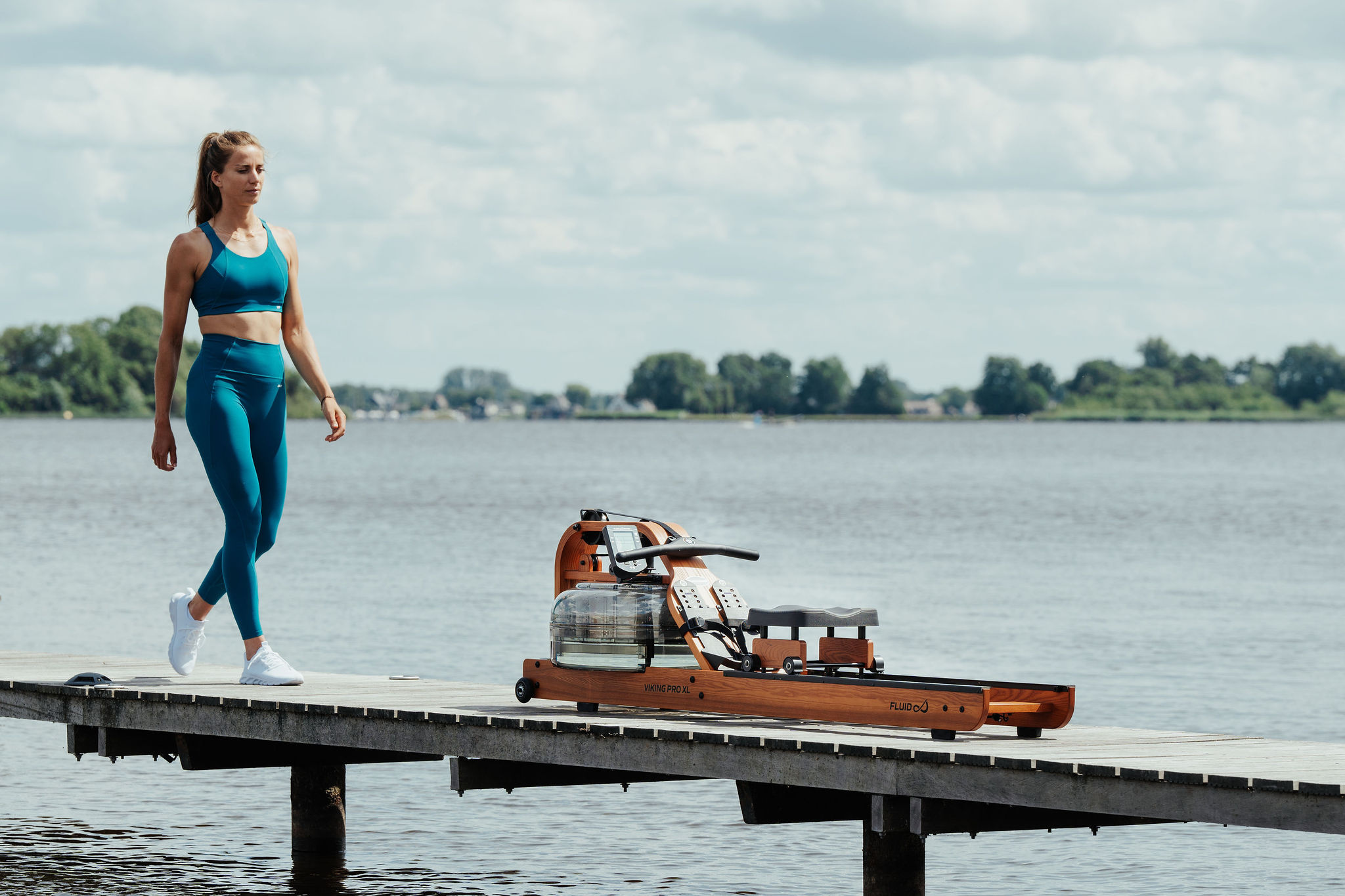 Le guide ultime pour élaborer le bon programme d’entraînement et maximiser la dépense calorique avec le rameur Fluid pour une perte de poids efficace.