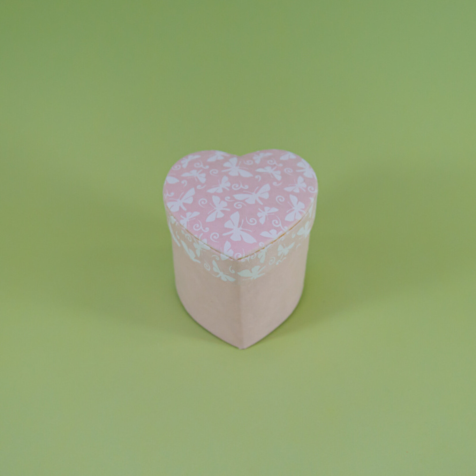 ECO-URN Hartvormige urn met vlinderprint 10x10cm