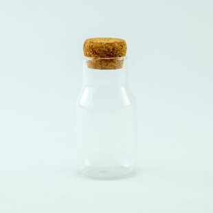 Glazen flesje met ronde kurk