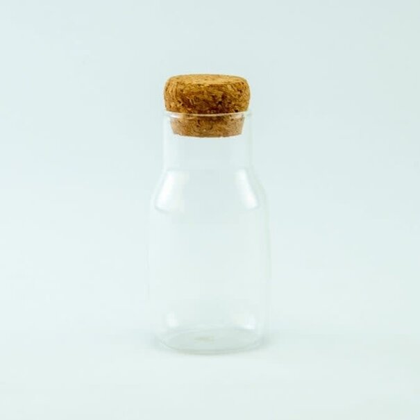 Glazen flesje met ronde kurk