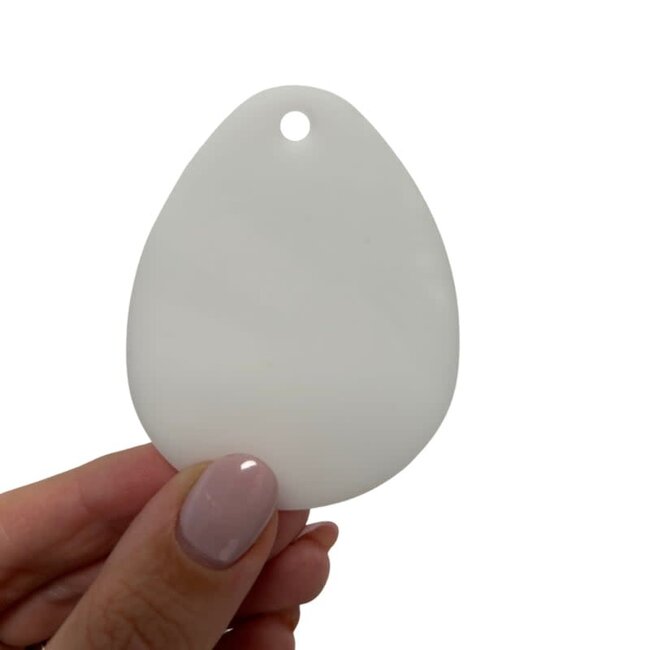 Blanco Ei met ophangoogje - plexiglas wit LARGE