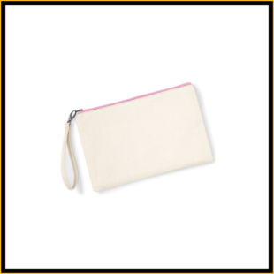 Purses & Wristlets