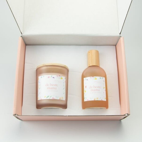 Luxegiftbox Geurkaars & Roomspray Gevuld - Simply The Best (Blush)