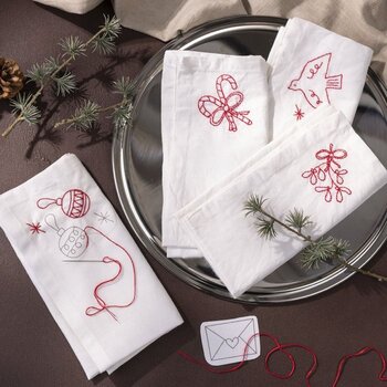 Creativ Company | Wateroplosbare Borduurvellen - Kerstmotieven