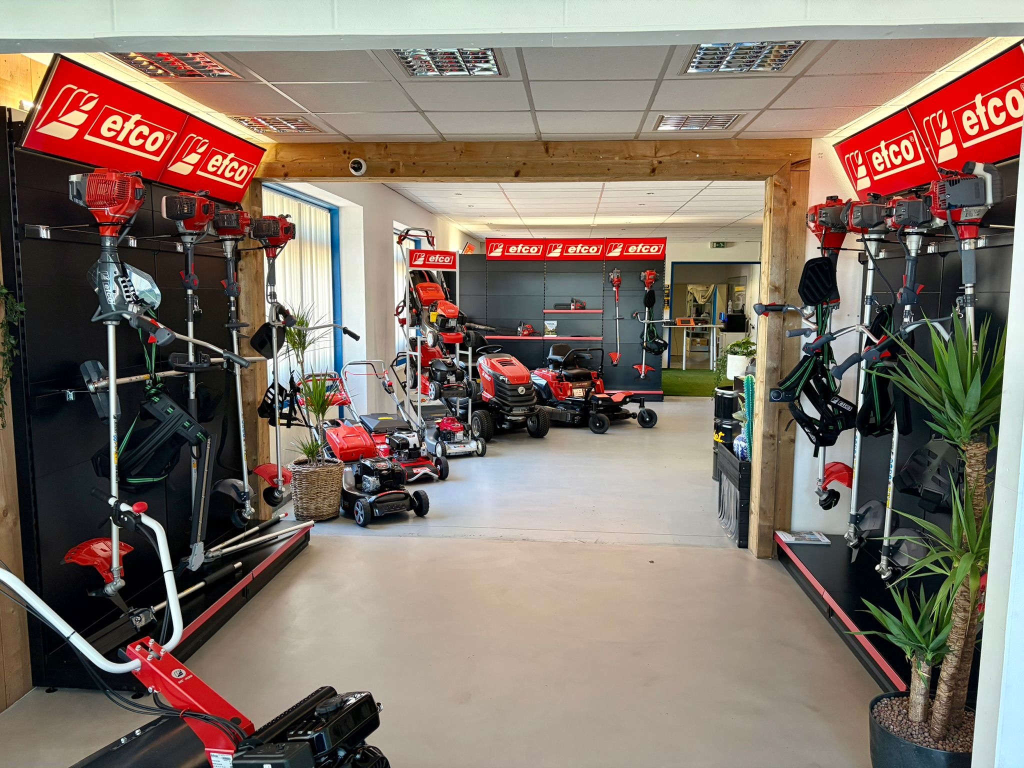 EFCO flagship store