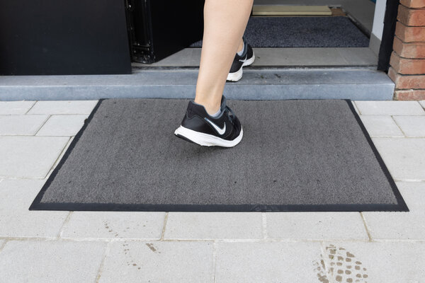 Mattenexpert Optibruch logo mat buiten Mattenexpert Optibruch logo mat buiten