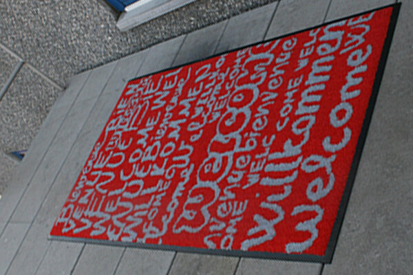 Mattenexpert Optibruch logo mat buiten Mattenexpert Optibruch logo mat buiten