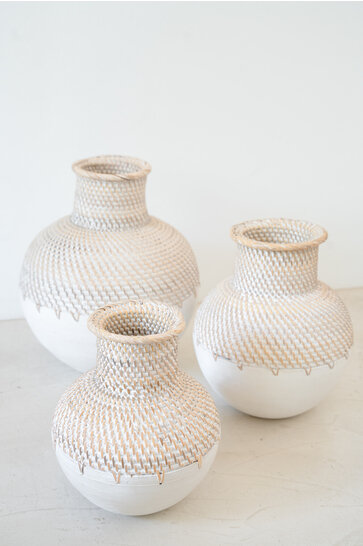 Vase Kayu Off White