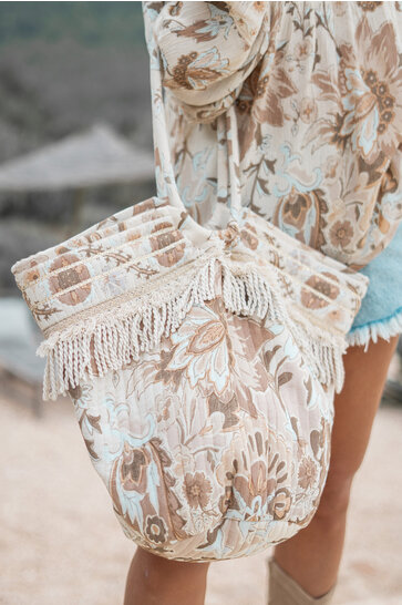 Bag Elvio Sand