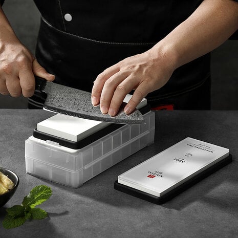 XinZuo Professionele Slijpstenen Set met 2 stenen (Korund & Glas) - 1000/5000 - L XinZuo Professionele Slijpstenen Set met 2 stenen (Korund & Glas) - 1000/5000 - L