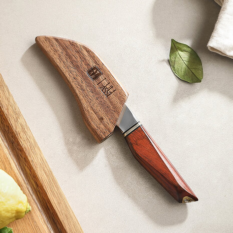 XinZuo Damascus schilmes 8cm - X03 Xing Series - XinZuo x Mauro Uliassi (3-sterren Michelin chef) XinZuo Damascus schilmes 8cm - X03 Xing Series - XinZuo x Mauro Uliassi (3-sterren Michelin chef)