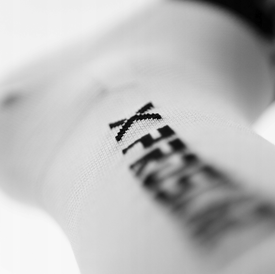 X-Light Non-Grip | Wit