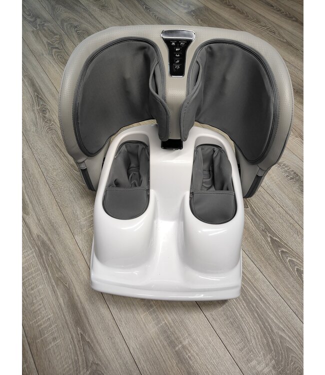 Happy Feet Questo Happy Feet Pro è come nuovo e ha dato alcune dimostrazioni ai clienti.