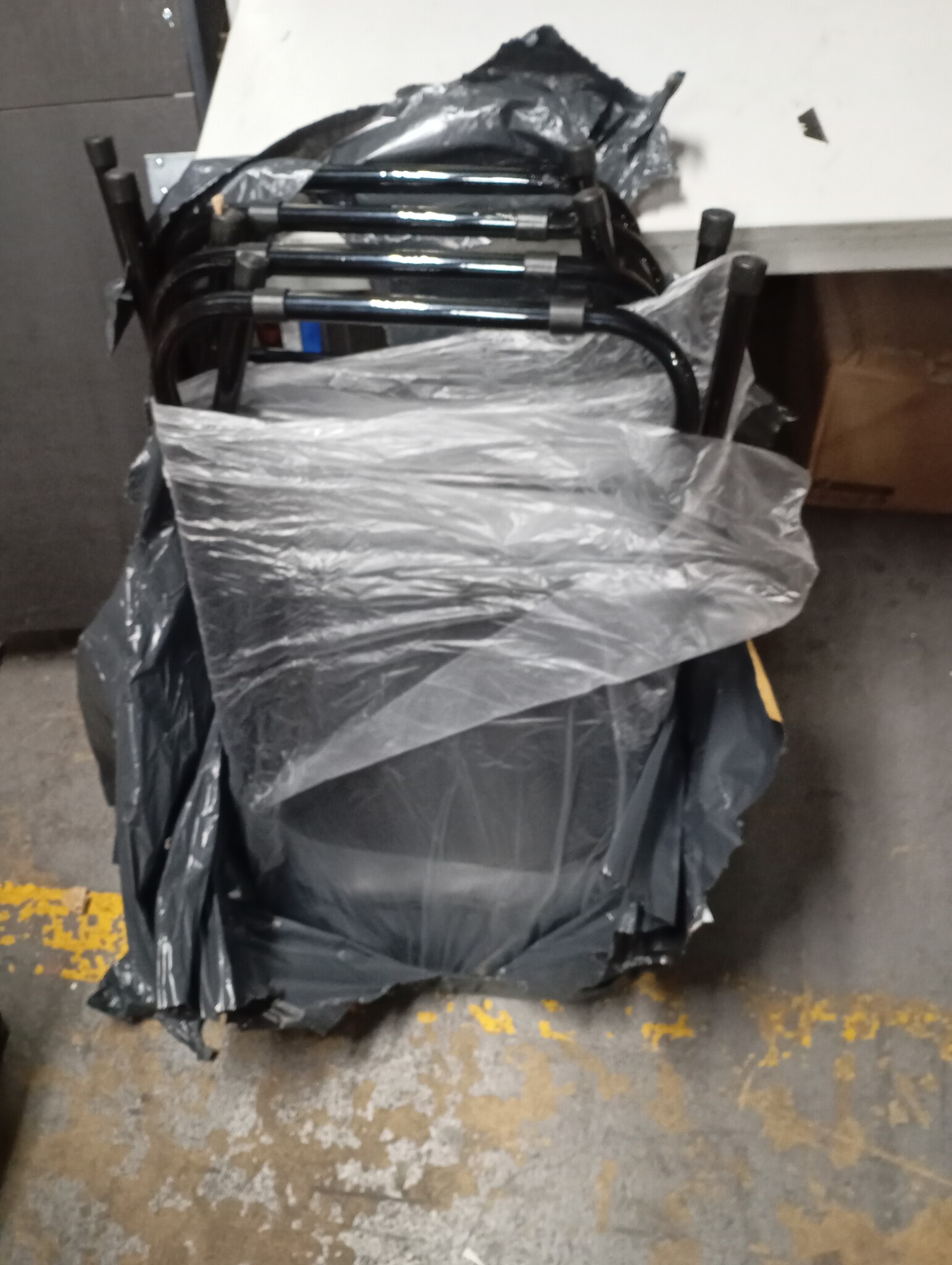 Klapstoelen Set (4) - Zwart - 55% Korting! Krasjes