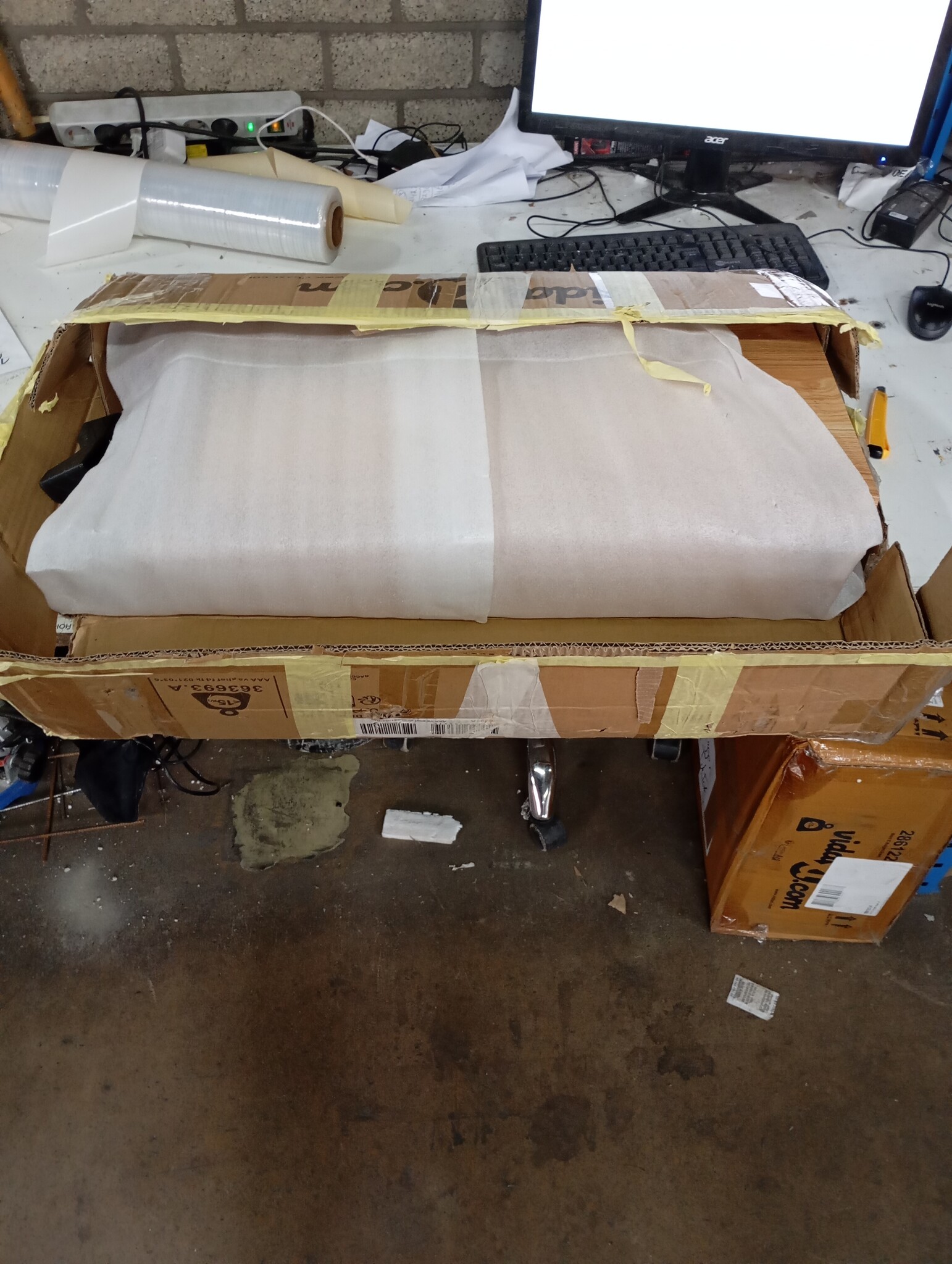 Wandschap Eiken 120cm Lichtbruin - 55% Korting! (Krasjes)