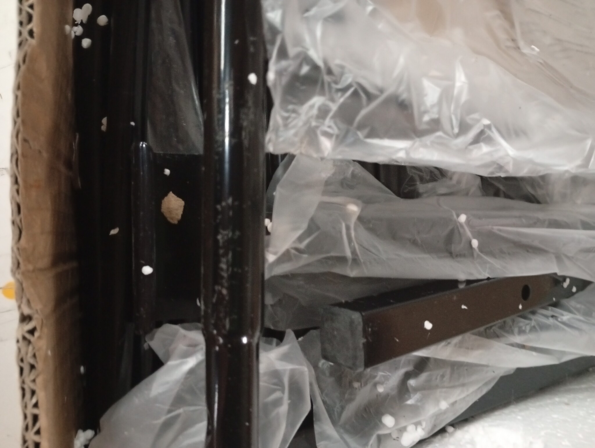 Bedframe Metaal Zwart 160x200 - 55% Korting! (Lichte Krasjes)