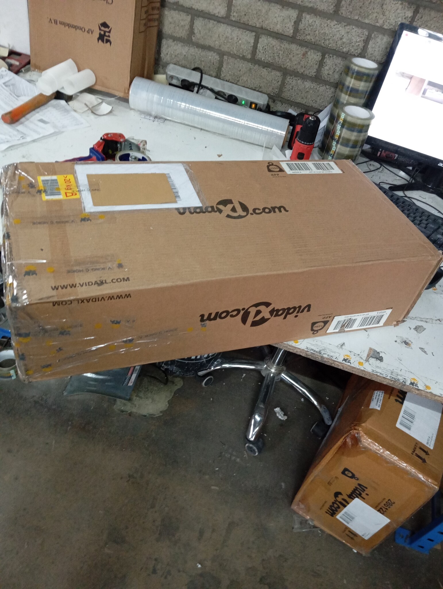 TV-meubel met LED, wit, 120cm - 50% Korting! (Lichte schade)