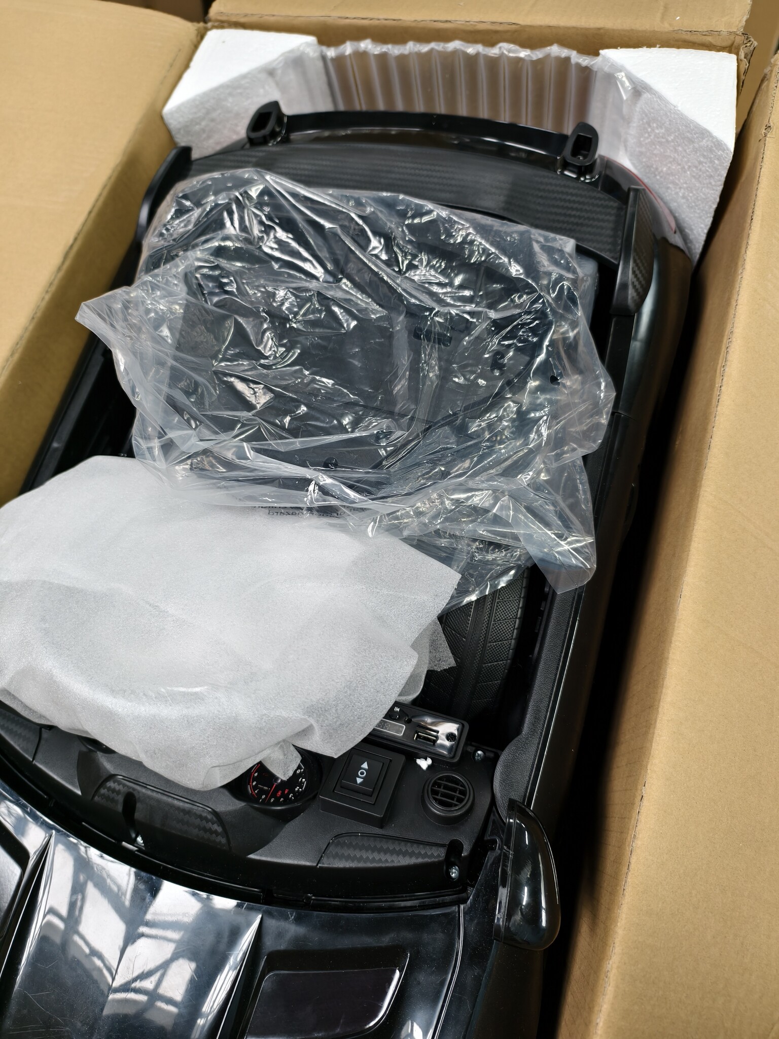 Mercedes GTR AMG Kinderauto - Zwart - 60% Korting! (Defect)